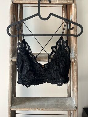 FREE PEOPLE | Black Lace Bralette